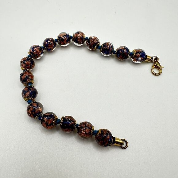 Amazing 7” all lampwork glass beaded and hand knotted, bracelet! - Picture 9 of 10